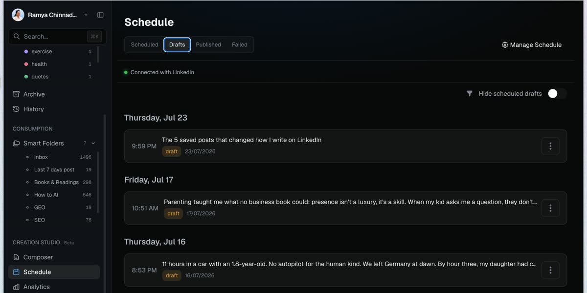 The LinkedMash Schedule view with drafts queued against dates